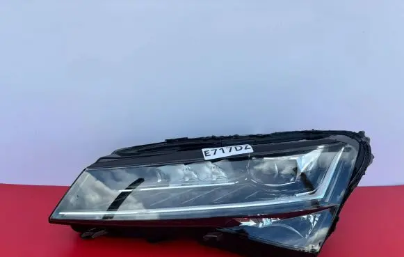 Skoda Superb B8 (3V) Headlight/headlamp 3V2941015E