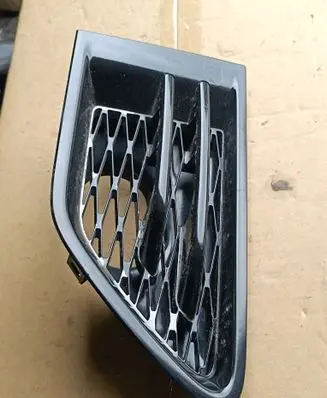 Land Rover Range Rover Sport L320 Fender grill AH3216A414AAW