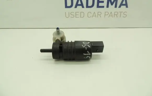 Opel Insignia A Windscreen/windshield washer pump 13250357 3240117 DS15