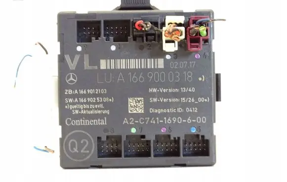 Mercedes-Benz GLA W156 Door control unit/module A1669000318