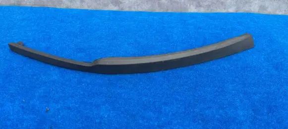 Opel Meriva B Front bumper lip 13267707