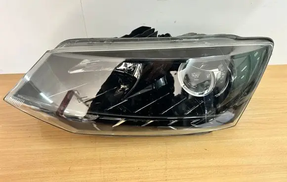 Skoda Fabia Mk3 (NJ) Headlight/headlamp 6V1941015B