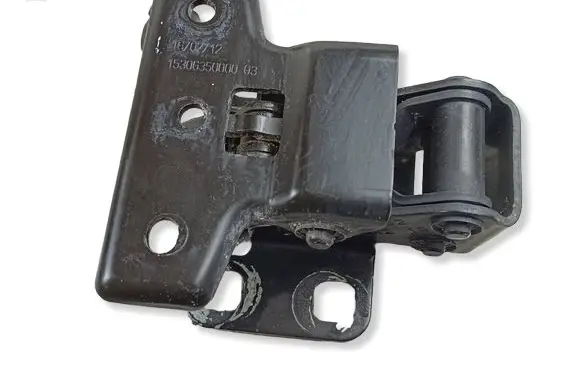 Nissan 370Z Convertible roof hinge 15306350000