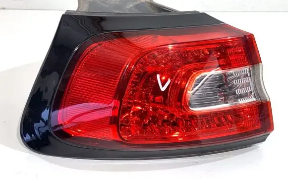 Jeep Cherokee Rear/tail lights 68102909AE