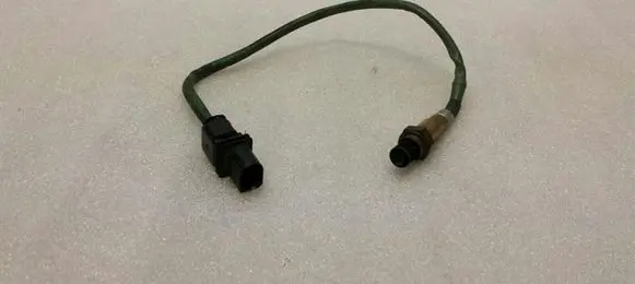 Mercedes-Benz E C207 W207 Lambda probe sensor A0035427018