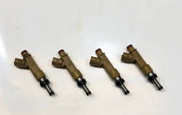 Toyota Verso Fuel injector