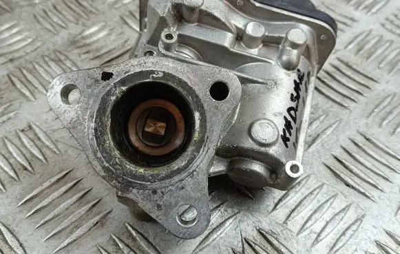 Renault Kadjar EGR valve 147102557R