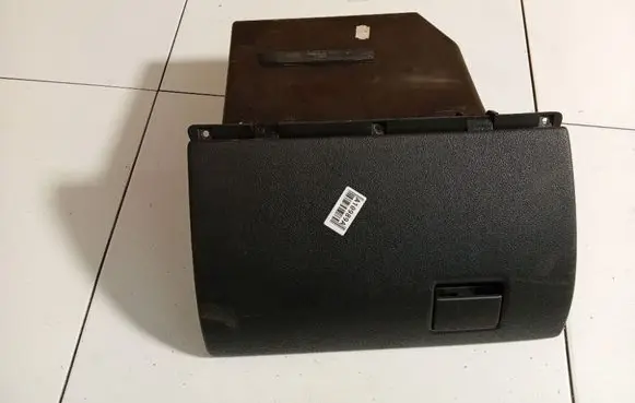 Opel Astra G Glove box A10989A