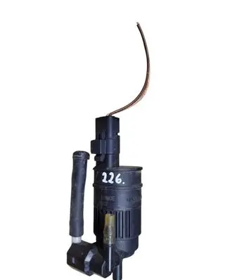 Renault Kangoo I Windscreen/windshield washer pump 