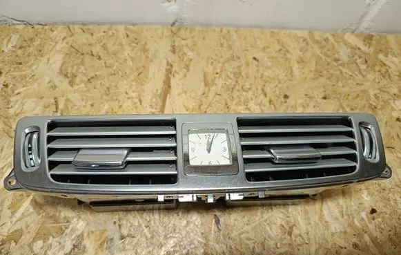 Mercedes-Benz CLS C218 X218 Dash center air vent grill A2188300754 100010766001