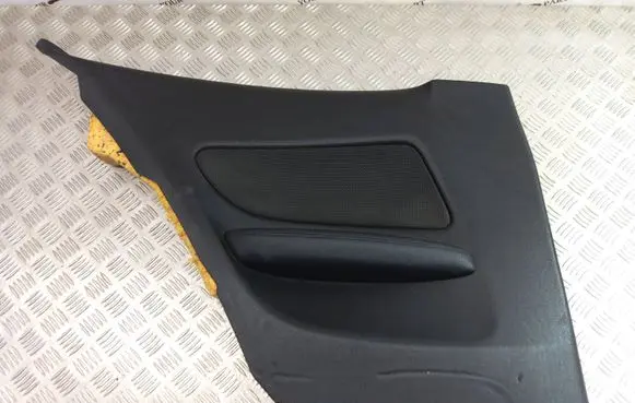 BMW 1 E81 E87 Rear door card panel trim 6962107