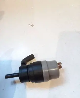 Audi A6 S6 C4 4A Windscreen/windshield washer pump 431955651