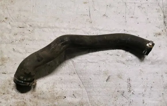 Citroen Berlingo Intercooler hose/pipe 9820100680