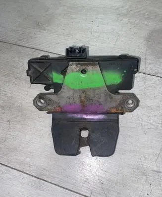 Ford Focus Tailgate/trunk/boot lock/catch/latch 01041111905
