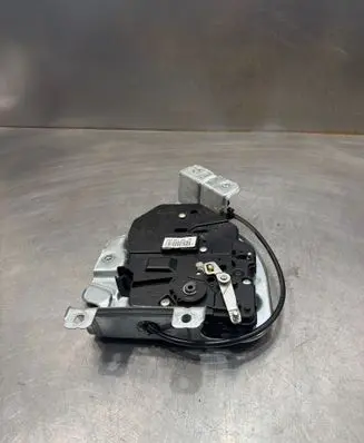 Volkswagen Caddy Sliding door lock 2K0827201AB
