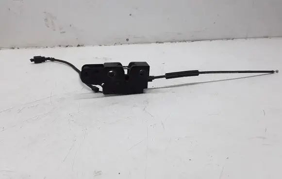 Volkswagen Golf Plus Engine bonnet/hood lock/catch 5M1823503