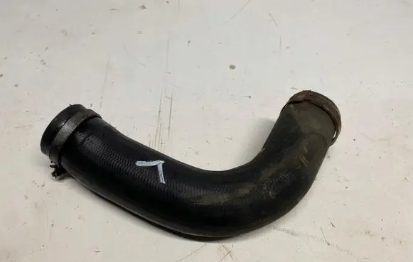 Ford Kuga II Intercooler hose/pipe