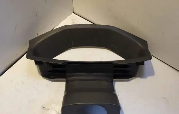 Dashboard trim