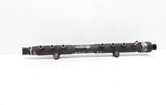 Volvo XC60 Fuel main line pipe 30777576 31259011