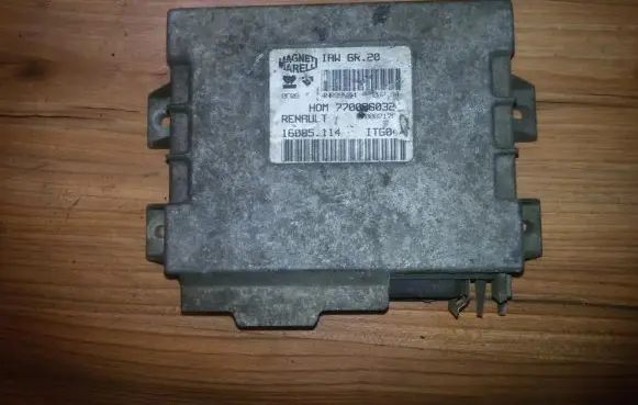 Renault Twingo I Engine control unit/module hom7700860324