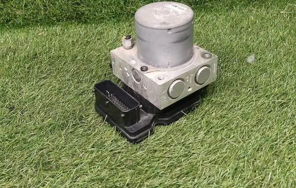 Buick Encore I ABS Pump 42520669 688250455