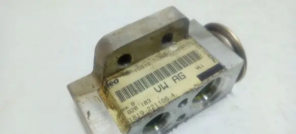 Air conditioning (A/C) expansion valve