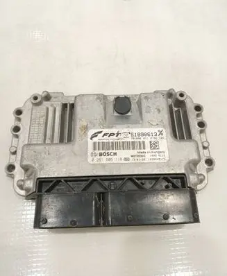 Alfa Romeo Giulietta Engine control unit/module 51890613 0261S05118 1039S45174