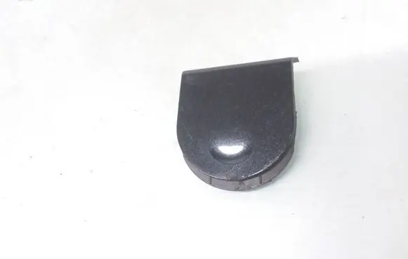 Opel Zafira A Front tow hook cap/cover 90580633