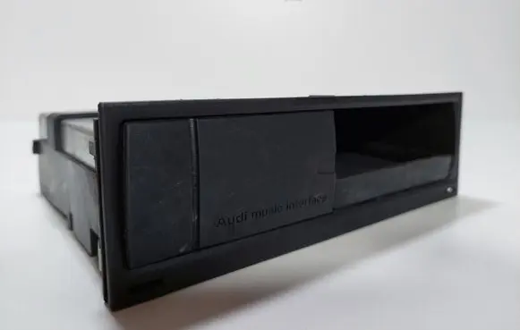 Audi A4 S4 B8 8K Head unit multimedia control 8T0035785A