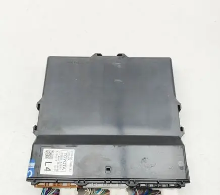 Toyota Prius (XW50) Central body control module 8998147480