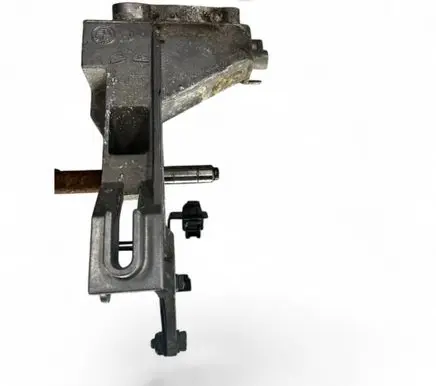 BMW 5 E39 Brake pedal 42223703 35002282325