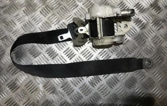 Lexus GS 300 350 430 450H Front seatbelt j090331 0435025