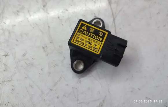 Nissan X-Trail T32 Air pressure sensor 1049910950