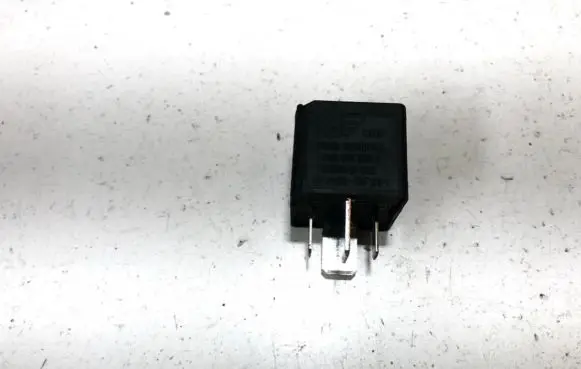 Volkswagen Touran I Other relay 7m0951253a 95vw10k705ca