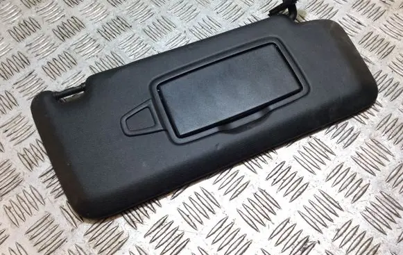 Sun visor