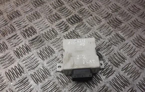 Toyota Avensis T250 Window wiper relay 150696
