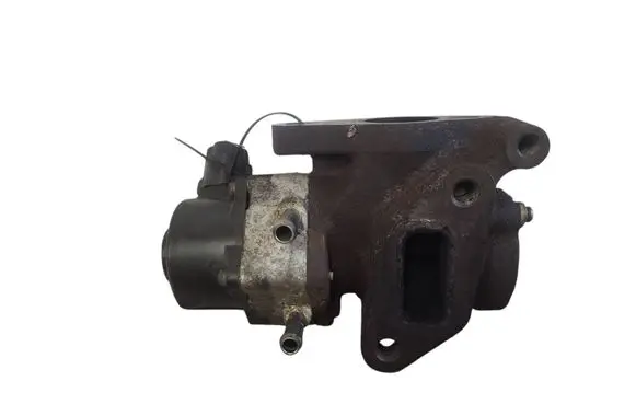 Nissan X-Trail T30 EGR valve
