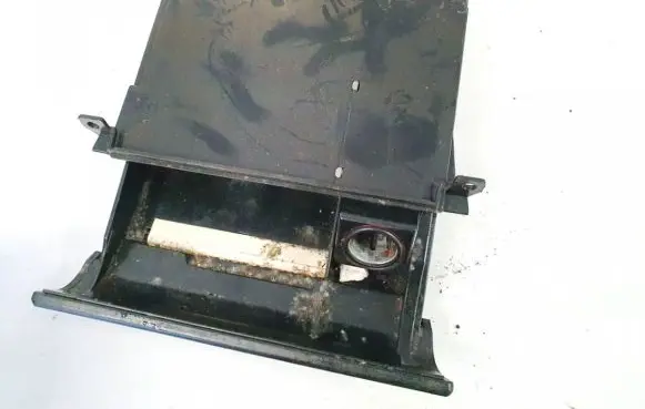 Car ashtray