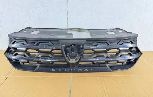 Dacia Sandero III Front bumper upper radiator grill 623109870R