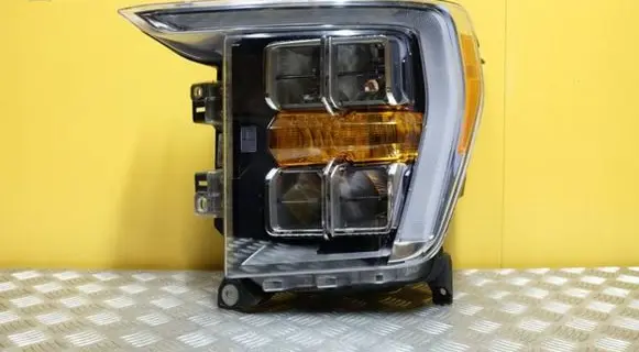 Ford F150 Headlight/headlamp NL34-13E015-AD 2983