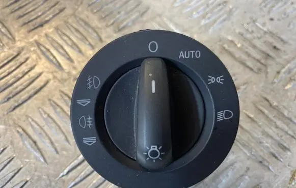 Light switch