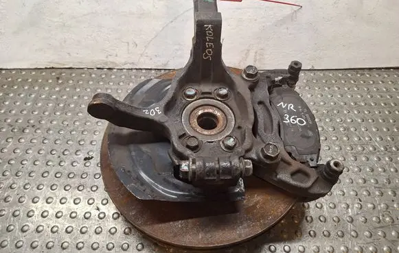 Renault Koleos I Front wheel hub spindle knuckle S25056360