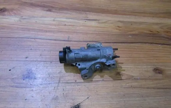 Volkswagen Polo Ignition lock contact 4b0905851c 4b0905849