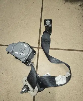 Nissan X-Trail T30 Third row seat belt 1119140 20141201 0643385