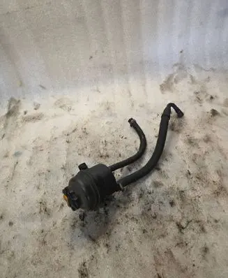 BMW 7 E32 Power steering fluid tank/reservoir