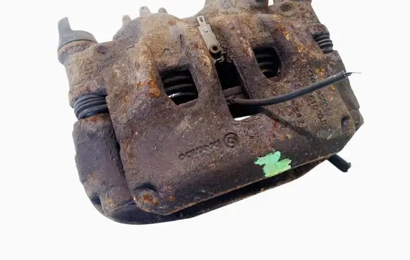 Renault Master III Front brake caliper