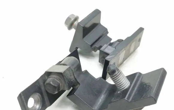 Rear door hinge set