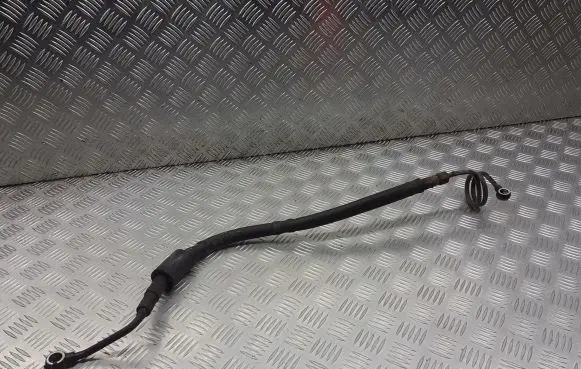 Audi A4 S4 B7 8E 8H Power steering hose/pipe/line