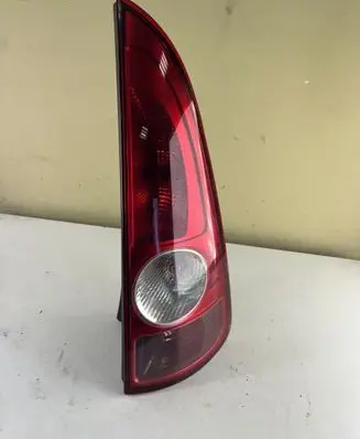 Renault Espace IV Rear/tail lights 8200027152 820002715