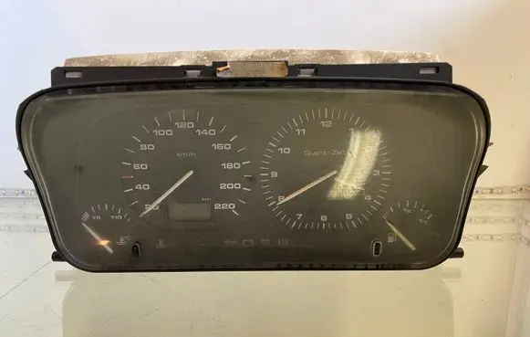 Volkswagen Golf III Speedometer (instrument cluster) 5411004600 53923247